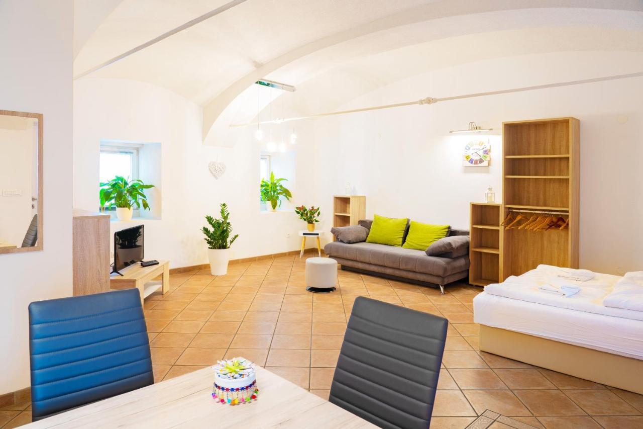 Apartment Pod Velbi Ljubljana Luaran gambar