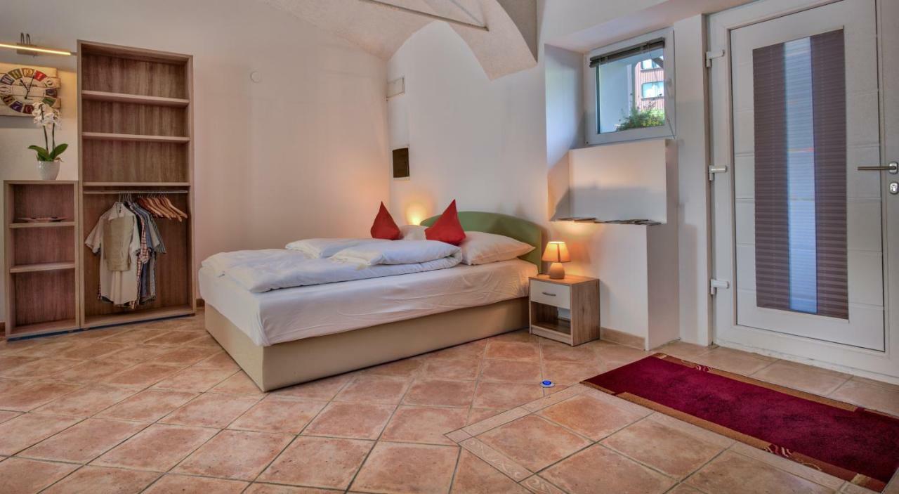 Apartment Pod Velbi Ljubljana Luaran gambar